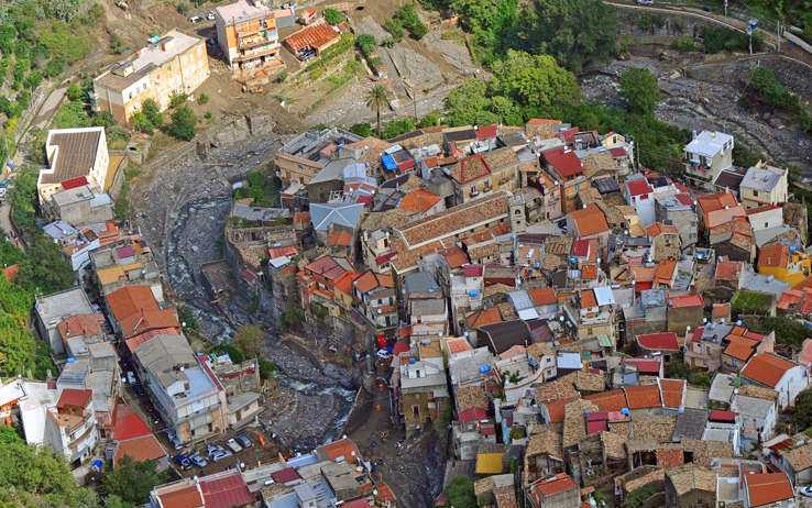 Alluvione Messina: moratoria sui mutui alle imprese